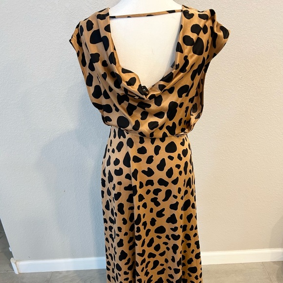 Bar III wrap dress - Picture 4 of 10